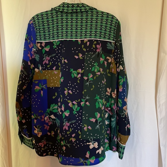 Blouse - Picture 2 of 6